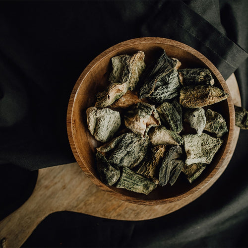 Getrocknete Schlangengurke (Dolma)