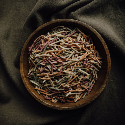 Gemüse-Nudeln (Erişte)